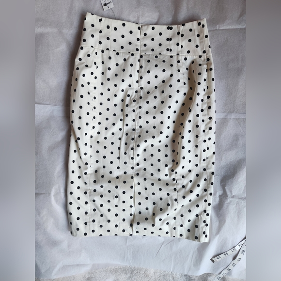 Express  Polka-dot Pencil Skirt off white black dots size 6 NWT - Picture 14 of 15